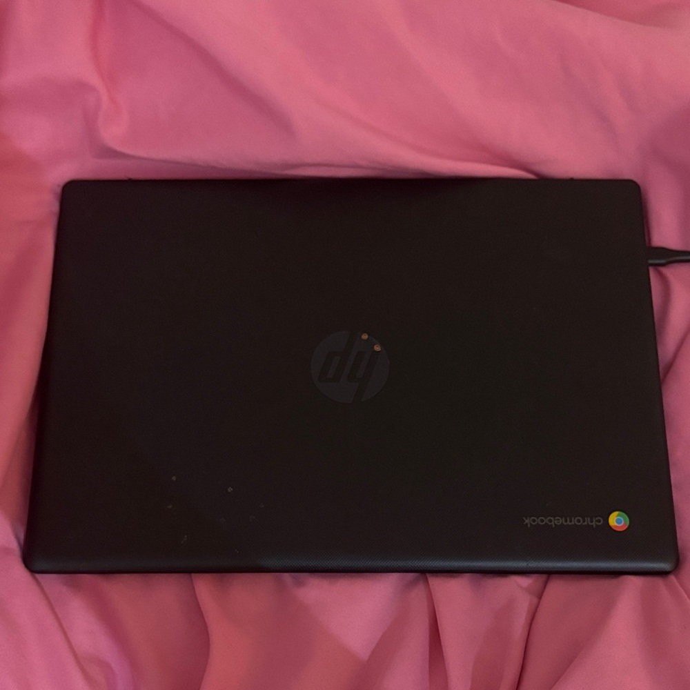 HP Chromebook - Sleek Black Design